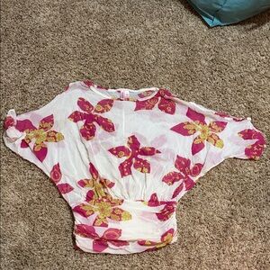 Sweet Pea White Top with Pink and Yellow Floral Print size Large